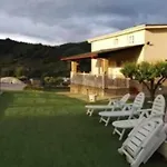 Elias בית כפרי מולינסקה